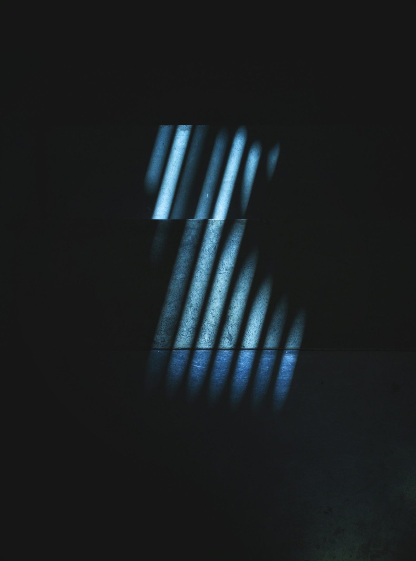 martin-adams-vBzJ0UFOA70-unsplash